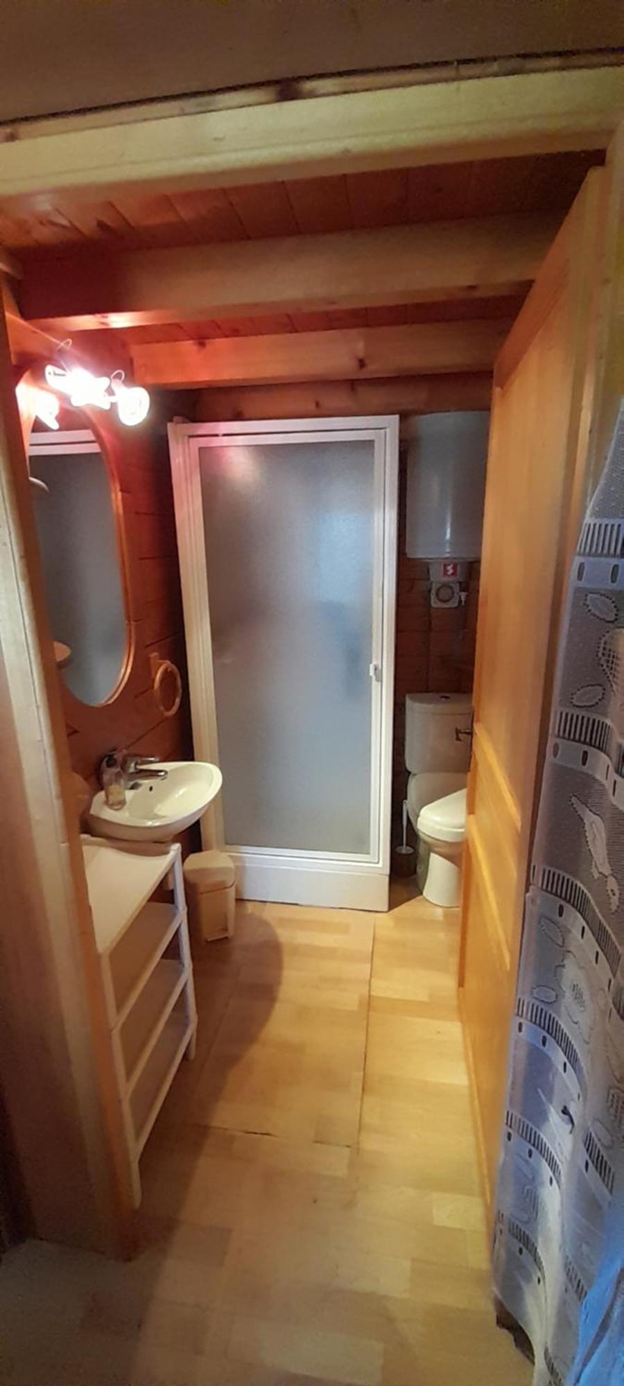 Location Type Gite, Chambre D'Hote, Meuble De Tourisme Dans Joli Petit Chalet Typique Et Ou Jolie Roulotte Type Boheme Waldighoffen ภายนอก รูปภาพ