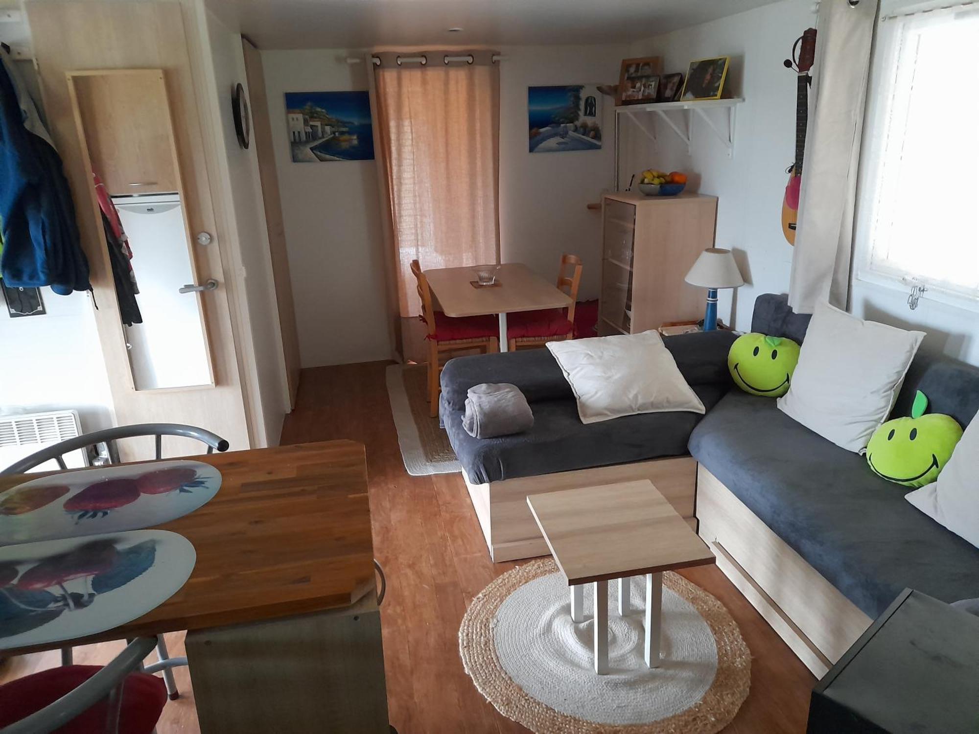 Location Type Gite, Chambre D'Hote, Meuble De Tourisme Dans Joli Petit Chalet Typique Et Ou Jolie Roulotte Type Boheme Waldighoffen ภายนอก รูปภาพ
