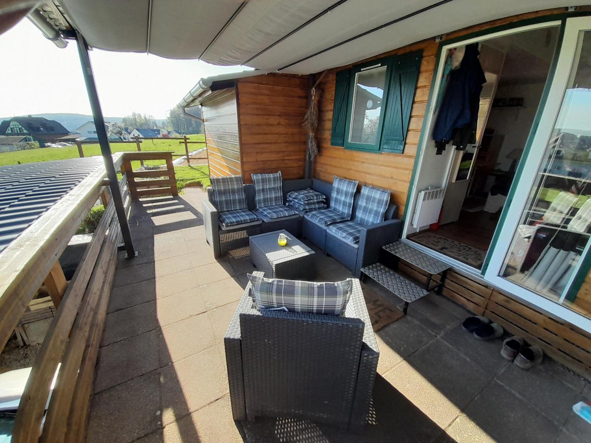 Location Type Gite, Chambre D'Hote, Meuble De Tourisme Dans Joli Petit Chalet Typique Et Ou Jolie Roulotte Type Boheme Waldighoffen ภายนอก รูปภาพ